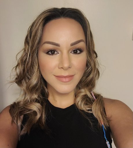 Bubu pornographic model images