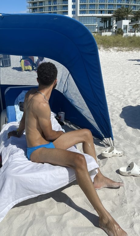 micah snow star nice pic