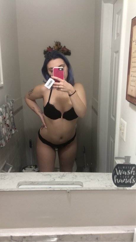 Mercedes Warlow xxx actress photos