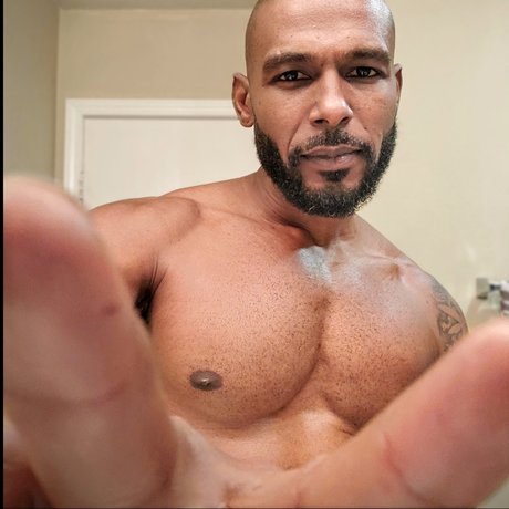 Model Red E model pornographic pic