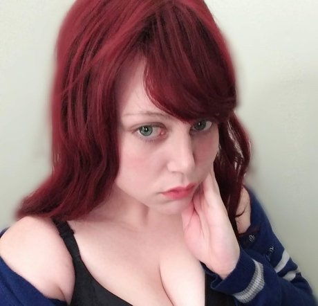 Mochii Amara high quality actress pic