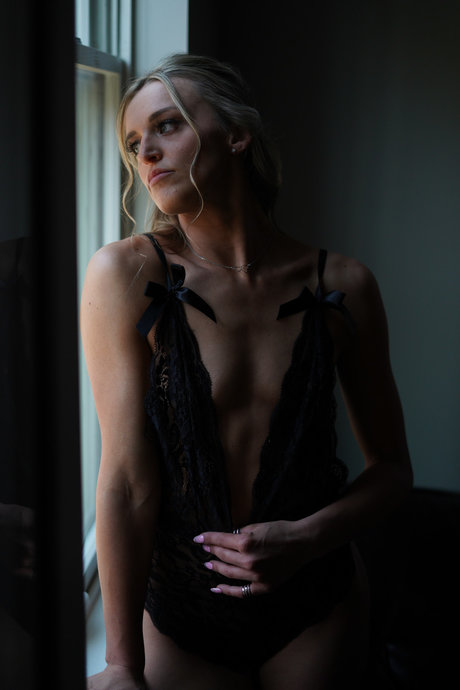 Rae Baby naked model photo