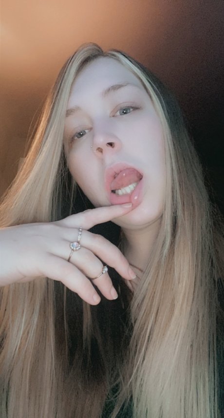 Miss Olivia sexy actress archive