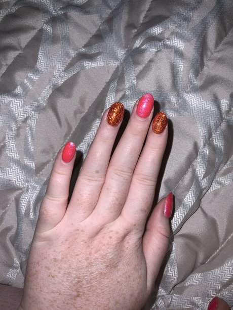 Miss Ginger Feet art pornstar photos