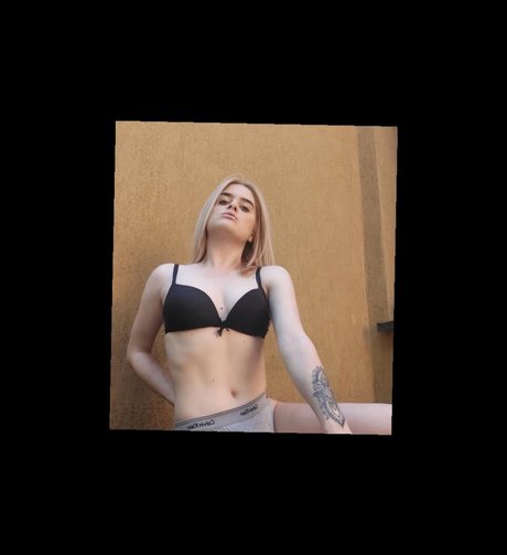 MissDaisy star sex picture