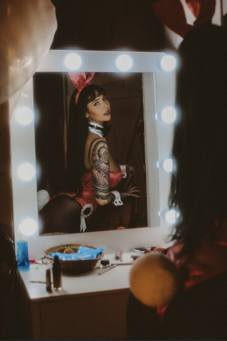 queen of the whor s sexy star picture