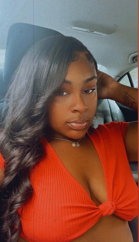 Nalani Dior star pretty photo