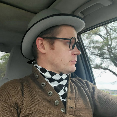 XnakedartistX perfect model img