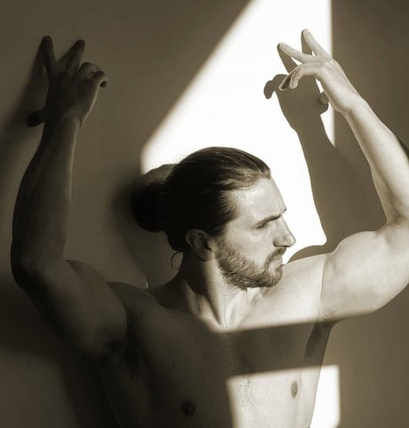 Nachioz model erotic photo