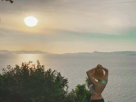 BINABINIE nude actress galleries