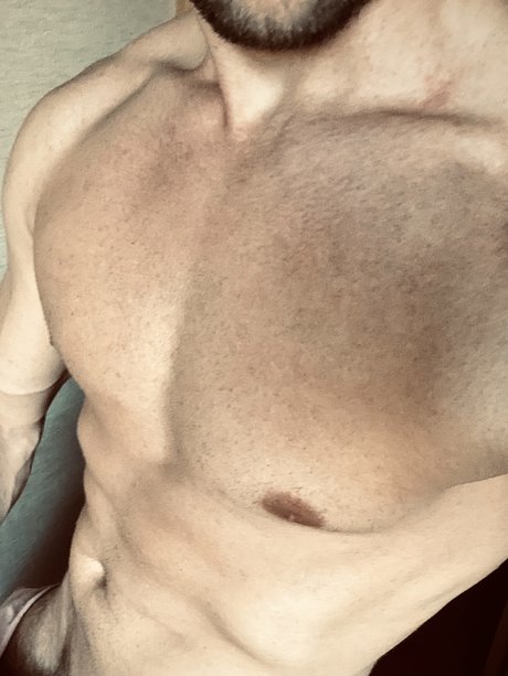 Max Robin model best images