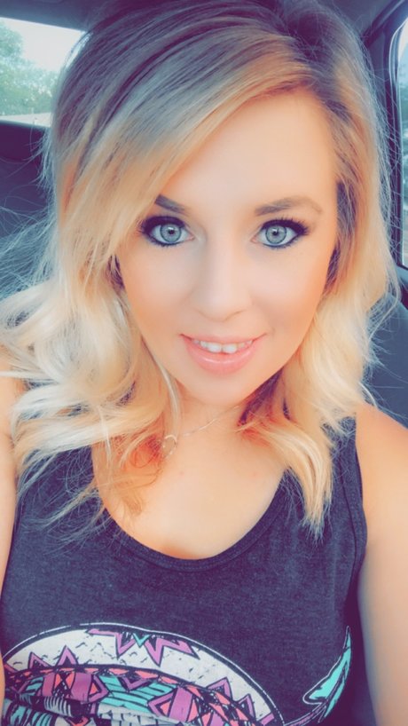 Morgan Burris star nude picture