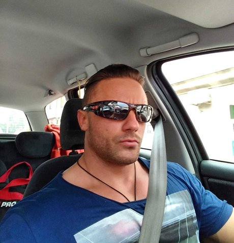 nick the freak best model photo