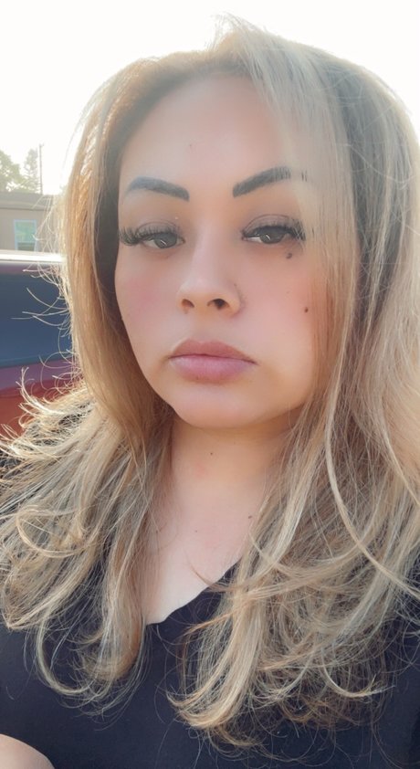 Nessagirl best model picture