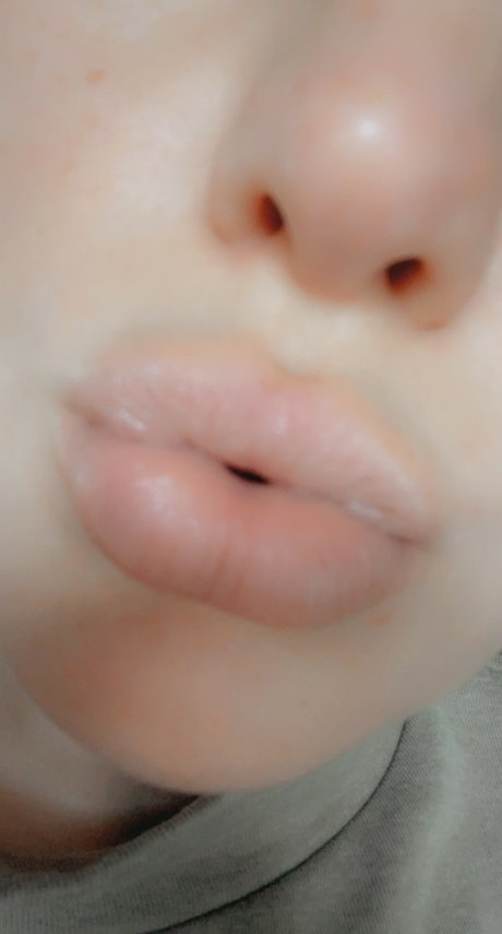 NaturalNattyy nude pornstar photo