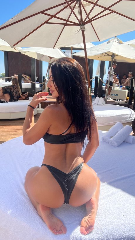 Natashita top model gallery