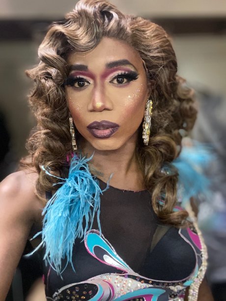 naomiwynters naked star img