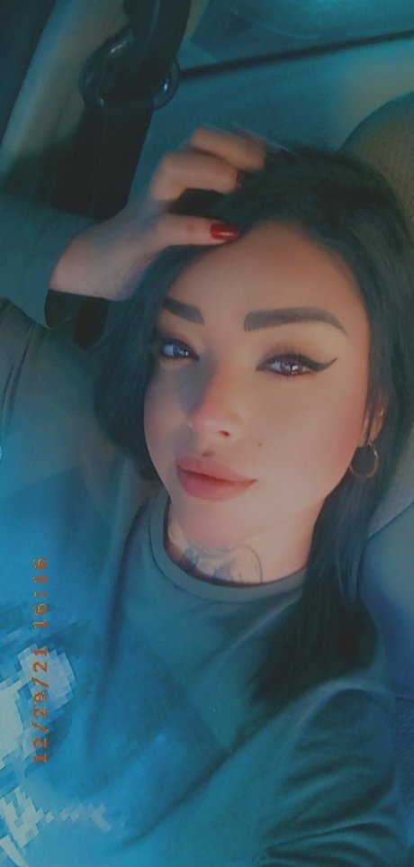 Nanis star sexy galleries