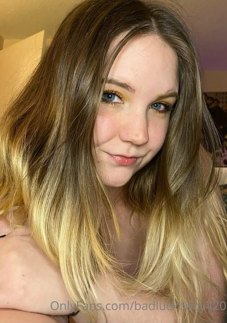 badluckbaby420 nude pornstar gallery