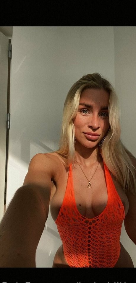 isabelditlevsen naked actress photos