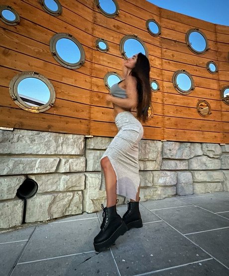 Arianny Negron star nude pic