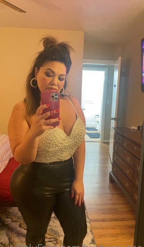 bustycougar nudes pornstar image