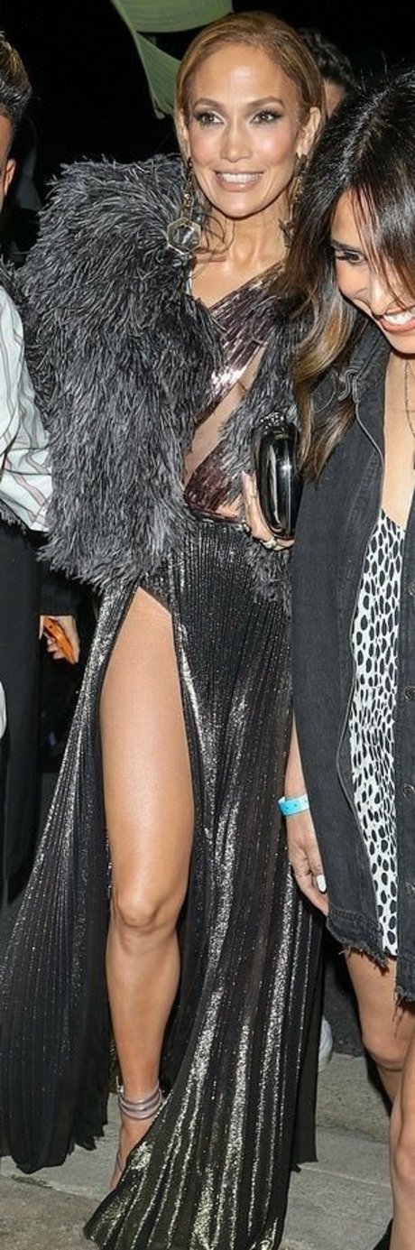 Jennifer Lopez hot actress img