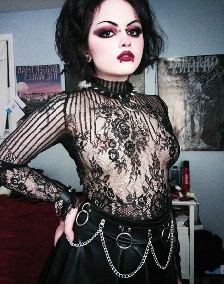 Girlbossnian pornstar nudes images