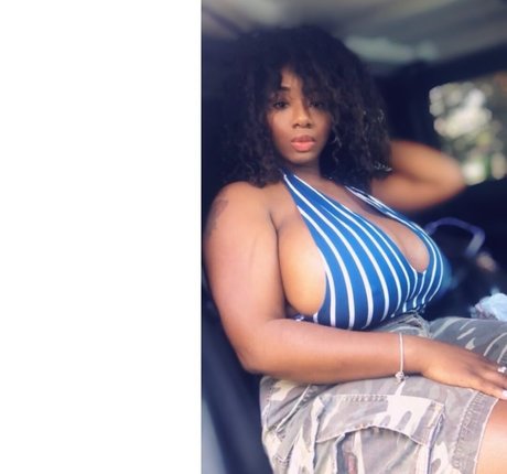 jacking uneek pretty actress picture