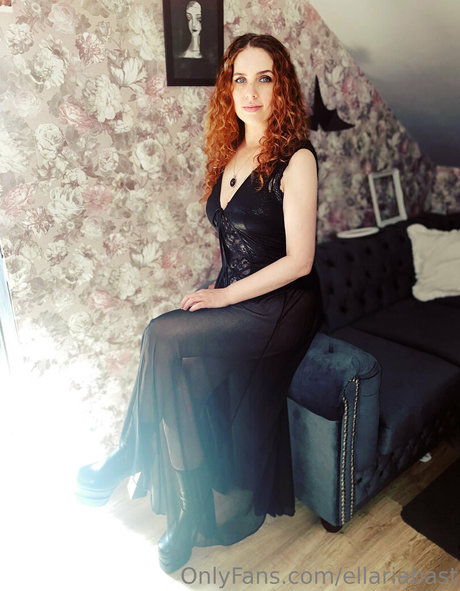 ellariabast star art pic