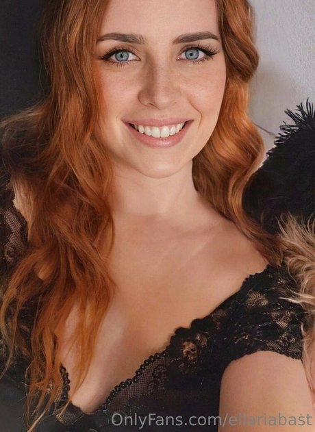ellariabast erotic star pics