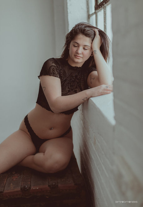 melmelly16 nudes star photo