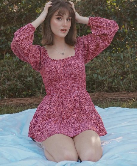 Maggie Roscher best model img