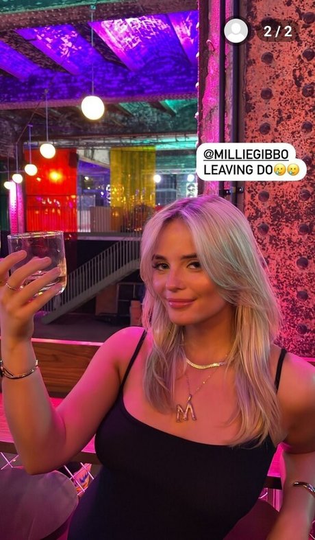 Amelia Eve Gibson perfect pornstar photos