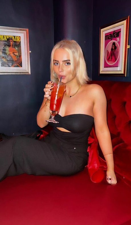 Amelia Eve Gibson star free gallery