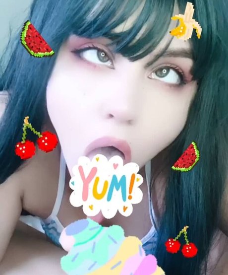 achilles heelz star exclusive photo