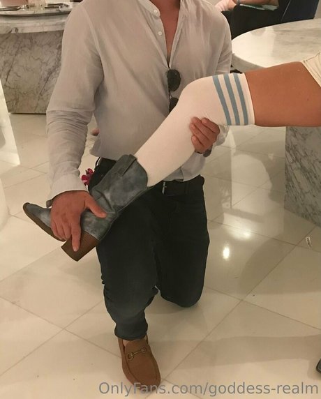 goddess realm exclusive star picture