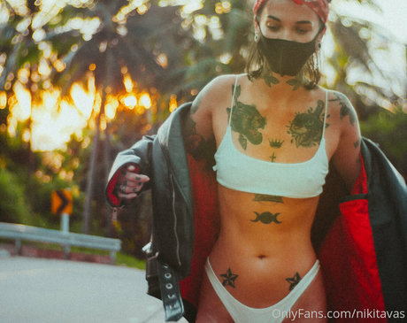 nikitavas hot actress pictures