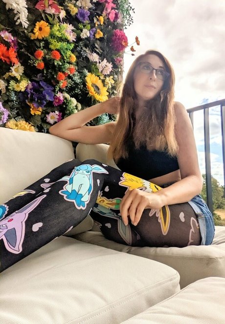 Ellie Hayden star free pics