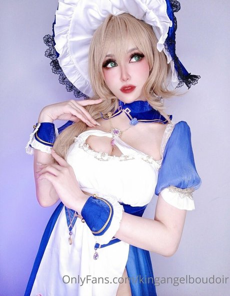 King Angel star sexy pictures