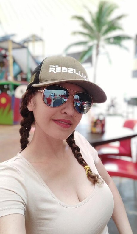 Nina Infinity free actress galleries