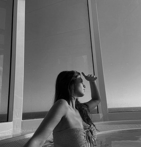 Beatrice Barichella porn model photos