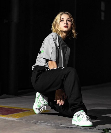 Thaiga best model pic