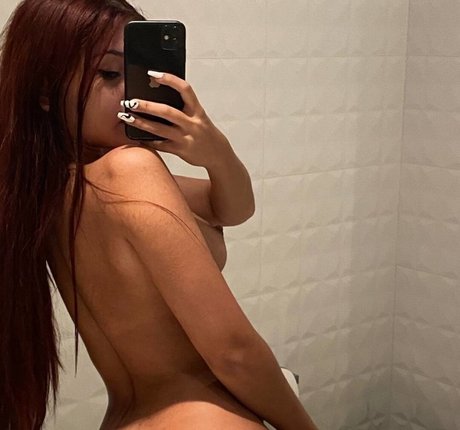 MoonAlessa porn model gallery