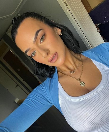 Louise Reid xxx actress img