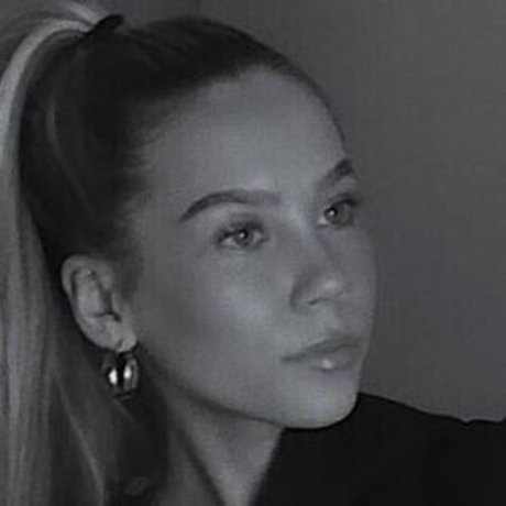 iidaamilda free star photo