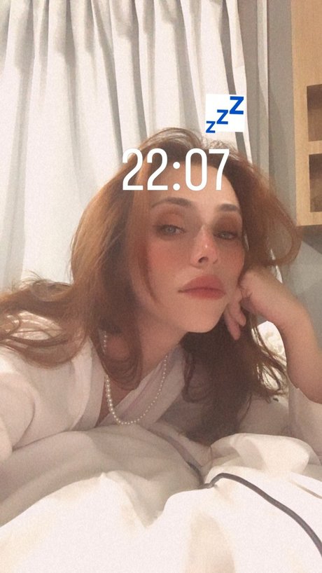 Kamila Oliveira pretty pornstar pics