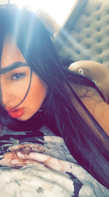 Official elaiine pornstar nude photos