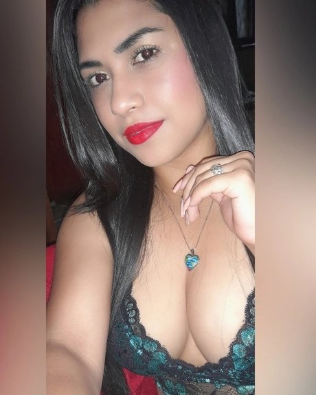 Noddii_ erotic star archive