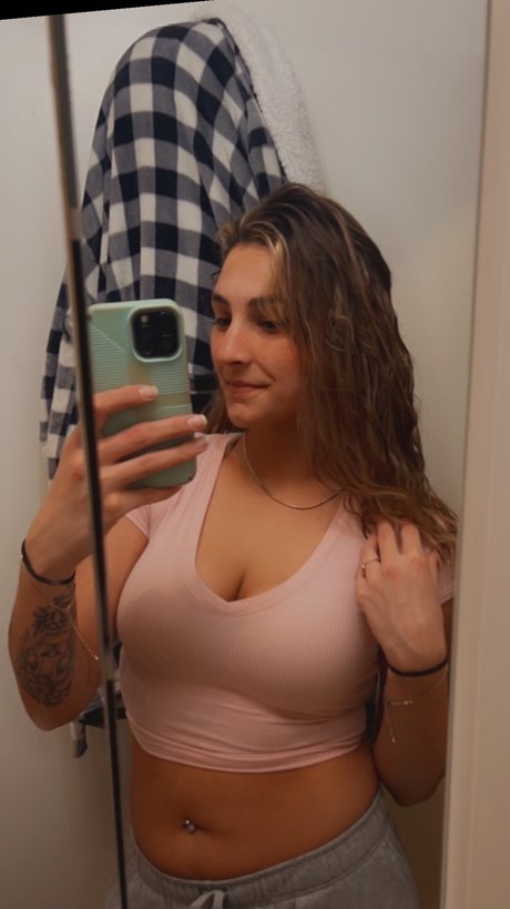 Nik T sexy model pic